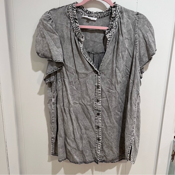 Gray Blouse - Picture 1 of 3